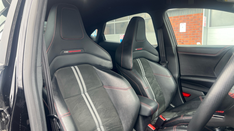 Ford Puma ST 1.5 EcoBoost ST 5dr Petrol Hatchback